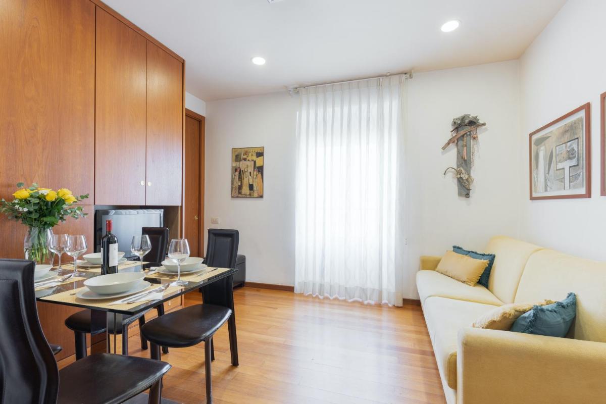 Rome As You Feel - Cozy Apartments in San Giovanni - image 2