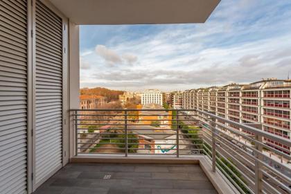 Trastevere Modern Terraced Apt - image 18