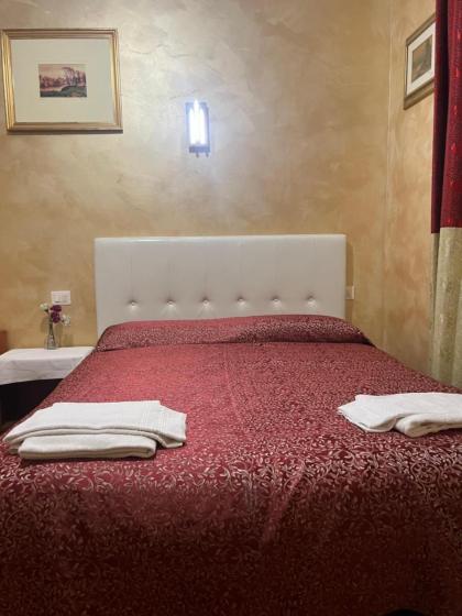 Roma Guest House - image 10