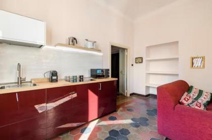 CHARMING APARTMENT AT SPANISH STEPS no elevator - image 7