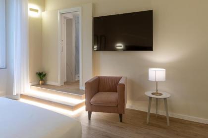 Elegantia Luxury Rooms - image 7