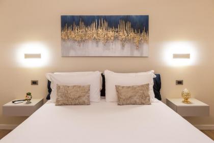 Elegantia Luxury Rooms - image 18