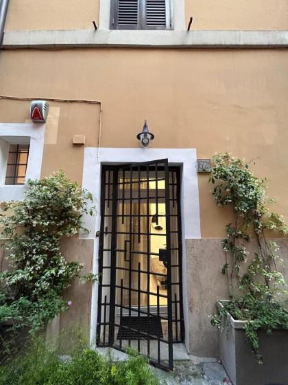 A CASA DEI ROMANI Rome 