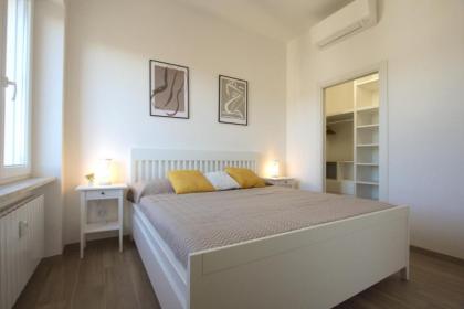 Sunny Flaminio Terrace Penthouse - image 8