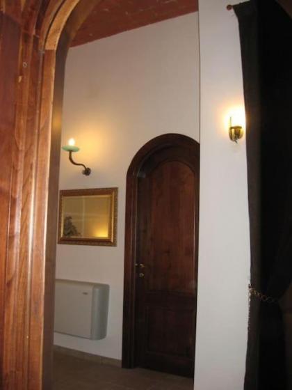 OPERA THEATER APARTMENT - ROMA CENTER - image 11