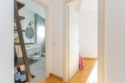 Corso Francia 2BDR Apartmet - image 17