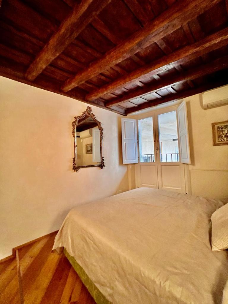 Torre della Scimmia apartment - image 6