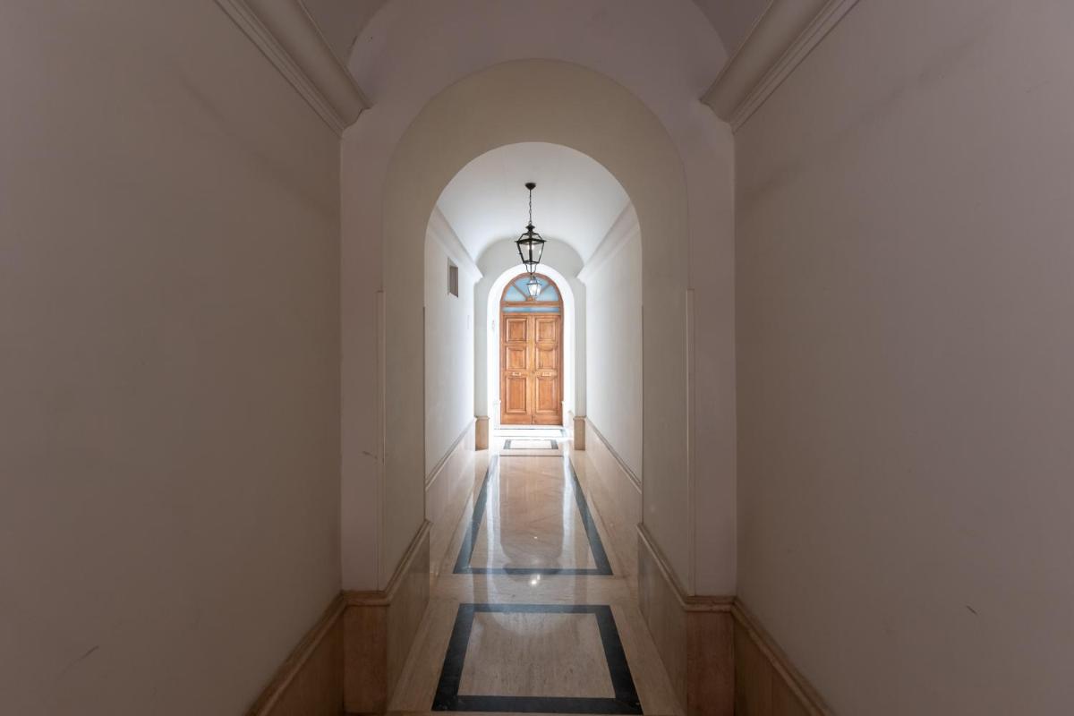 Vatican Vita Apartment - image 7