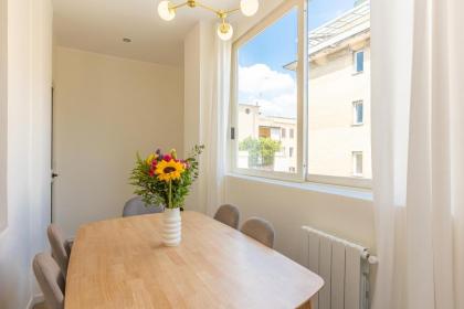 Colosseum Boutique Apartment - image 15