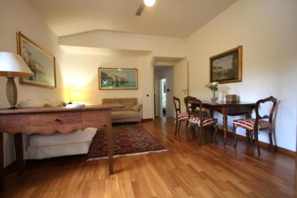 Appia Antica 1BR with swimming pool - image 11