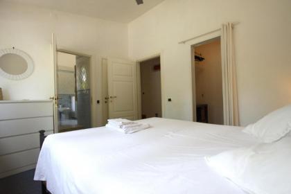 Appia Antica 1BR with swimming pool - image 15