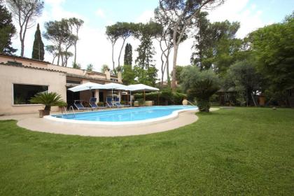 Appia Antica 1BR with swimming pool - image 6