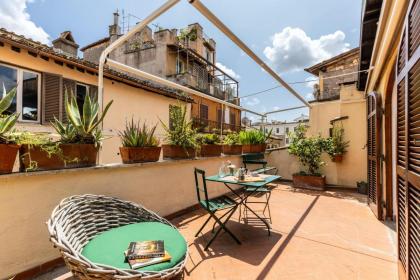 Rome As You Feel - Librari Penthouse with Terrace - image 3