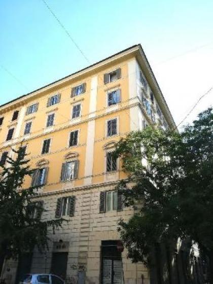 Vatican Fabio Massimo Luxury Apartment - image 19