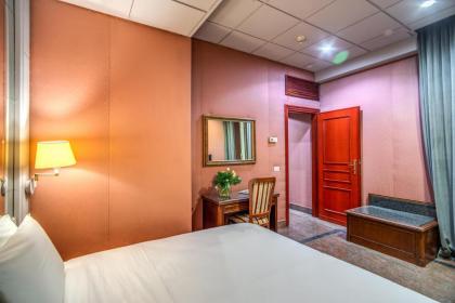 Castro Pretorio Easy Rooms