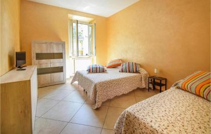 Awesome Apartment In Roma With Wifi And 2 Bedrooms - image 9