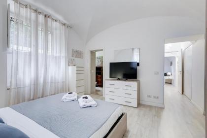 NEW! BRESCIA CENTRAL Apartment - image 11