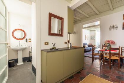 Charming Design Apartment in Monti - image 15