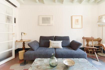 Charming Design Apartment in Monti - image 8