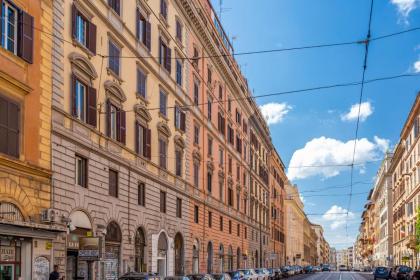 Oscar Apt near Landmarks and Colosseum - image 10