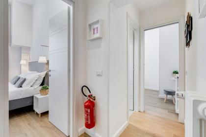 Colonna Luxury Apartment - image 18