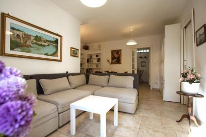 Appia Antica 2BR with swimming pool - image 17