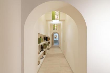 Via Giulia Charming Atelier apartment - image 8