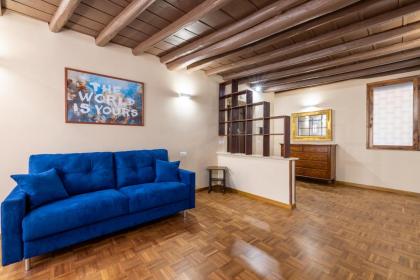 woodstyle apartment - navona Rome