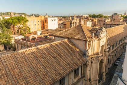 Trastevere Terrace Attic - image 9