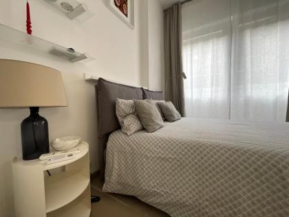 Bilocale San Giovanni design apartament - image 12