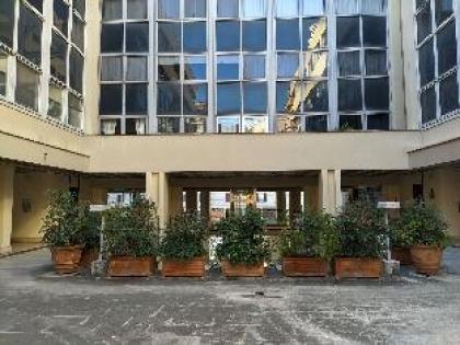 Nice apartment in Roma near San Giovanni Train Station - image 10