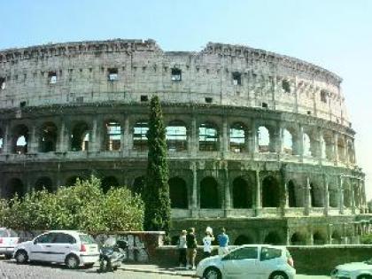 Nice apartment in Roma near San Giovanni Train Station - image 20