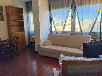 Nice apartment in Roma near San Giovanni Train Station - image 9