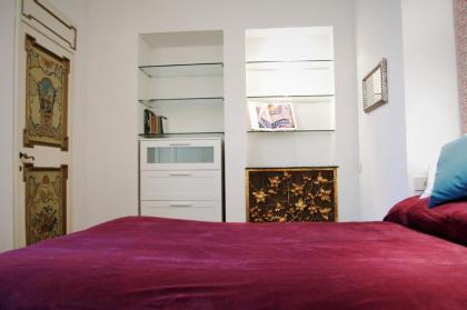 Pantheon Vita Apartment - image 17