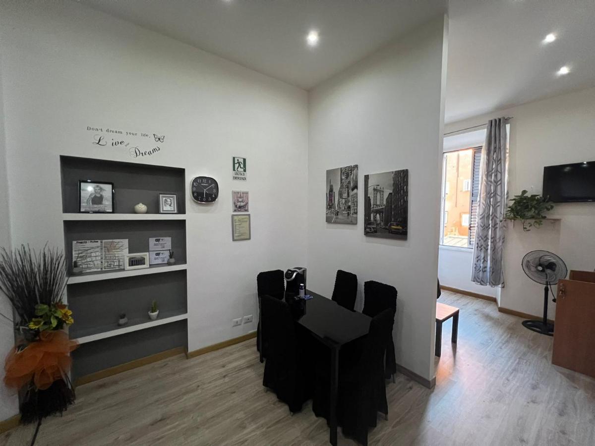 FRALE Home in Rome - image 4