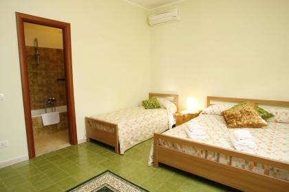 Luana Inn Holiday - image 19