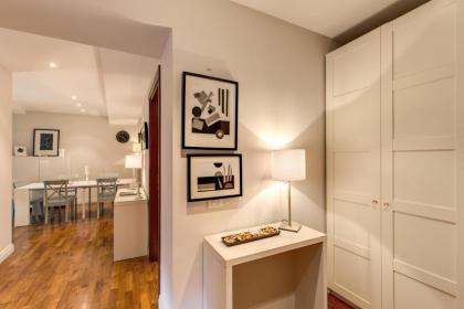 Trevi Chic Apartment Rome