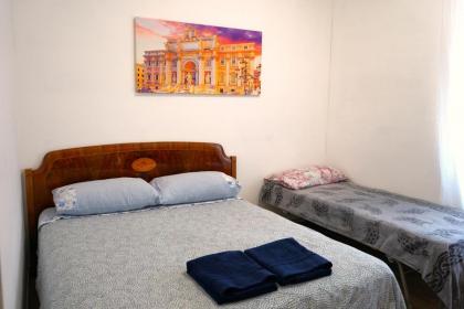 Cozy Rooms Rome - image 18