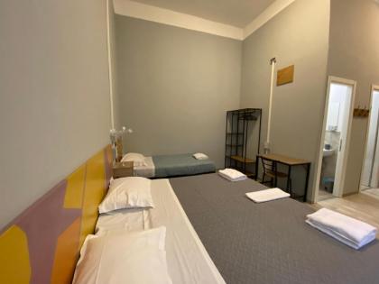 Eureka Rooms - image 14