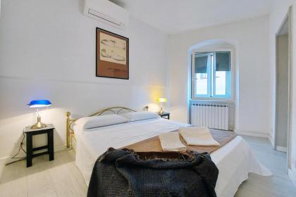 Cozy Navona Flat - image 10