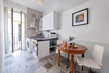 Cozy Navona Flat - image 13