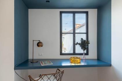 iFlat Loft with View - image 13