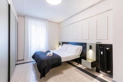 LUCIANO LUXURY APARTMENT - image 18