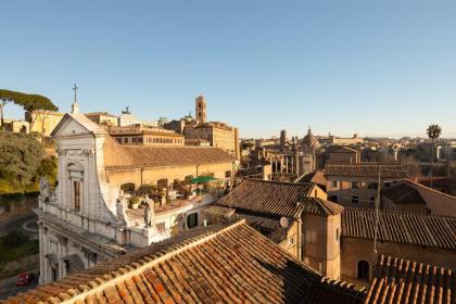 Roman Forum Stunning Terrace Penthouse - image 20