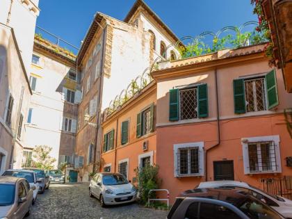 Central Charm near Piazza Navona - Cozy Loft for 2 - image 16