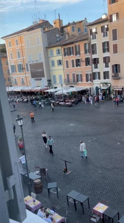 Campo de Fiori 3 - image 12