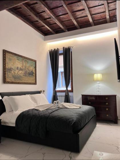 Trevi Luxury apartment with Terrace - image 8