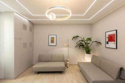 IRON Luxury Rooms - image 3