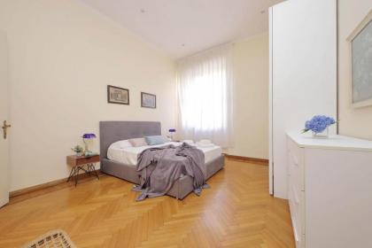 Spacious Parioli Apartment - image 11