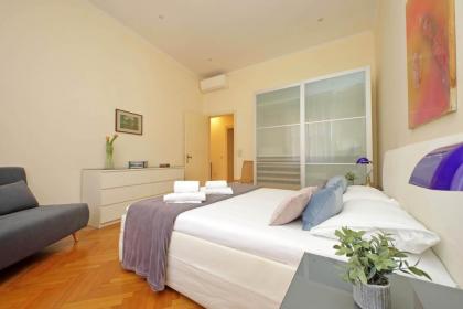 Spacious Parioli Apartment - image 12